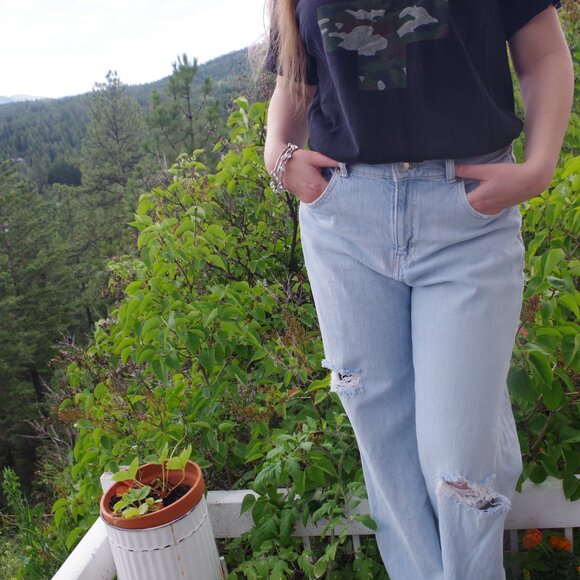 H& M Stone Washed Wide Leg Jeans - Picture 5 of 7